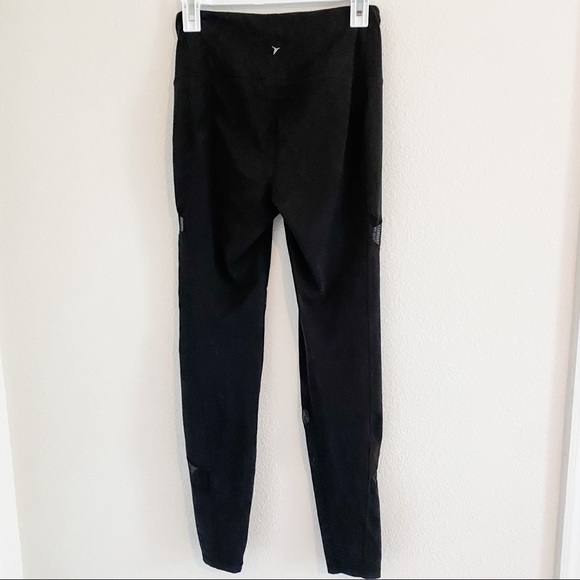 Black Old Navy Go Dry Fitted Leggings with Sheer Black Panels - Picture 2 of 2